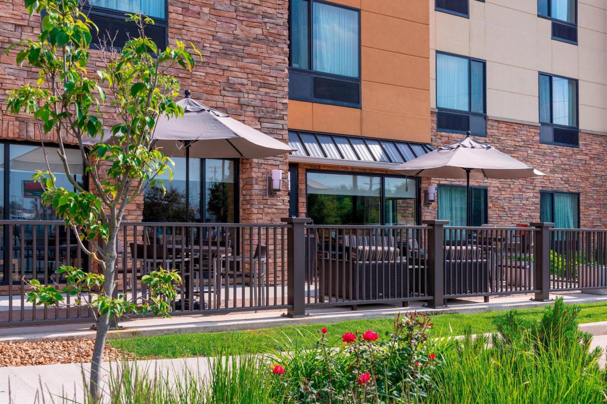 Towneplace Suites Fort Wayne North Luaran gambar