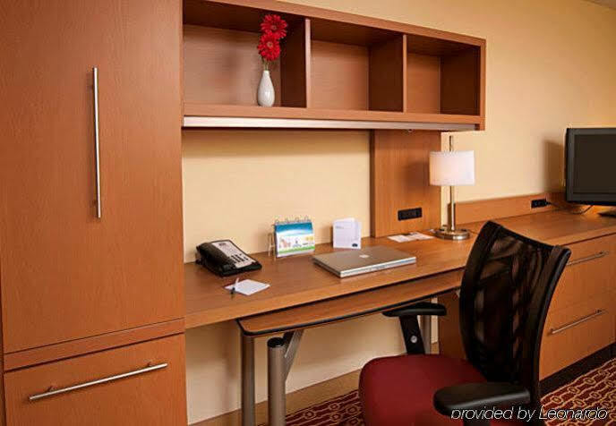 Towneplace Suites Fort Wayne North Luaran gambar
