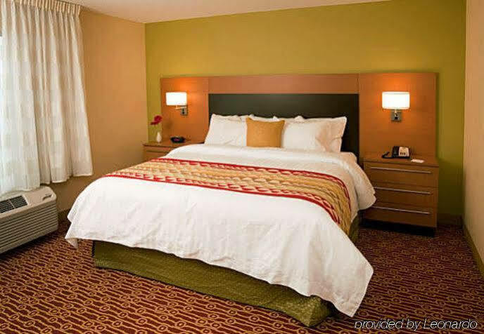 Towneplace Suites Fort Wayne North Luaran gambar
